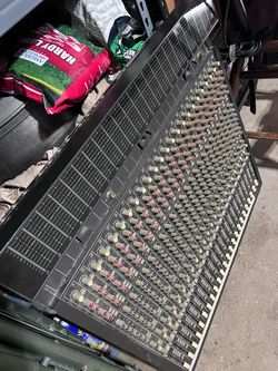 Mackie 24 Mixer Board with Meter Bridge