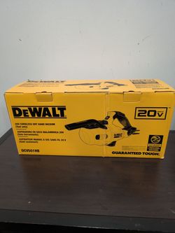 DeWalt Vacuum