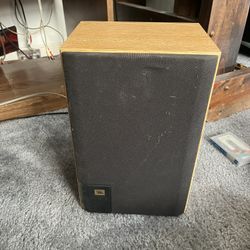 JBL J2050
