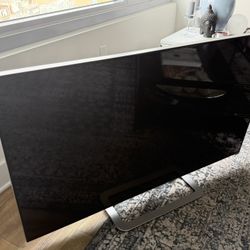 Vizio M551d-A2R 55 In Television 