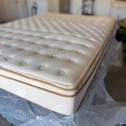Saatva "Classic" Queen Mattress - Like New Condition