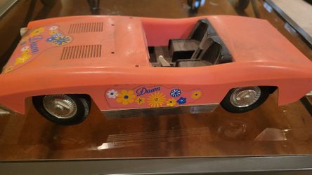 Vintage Dawn car