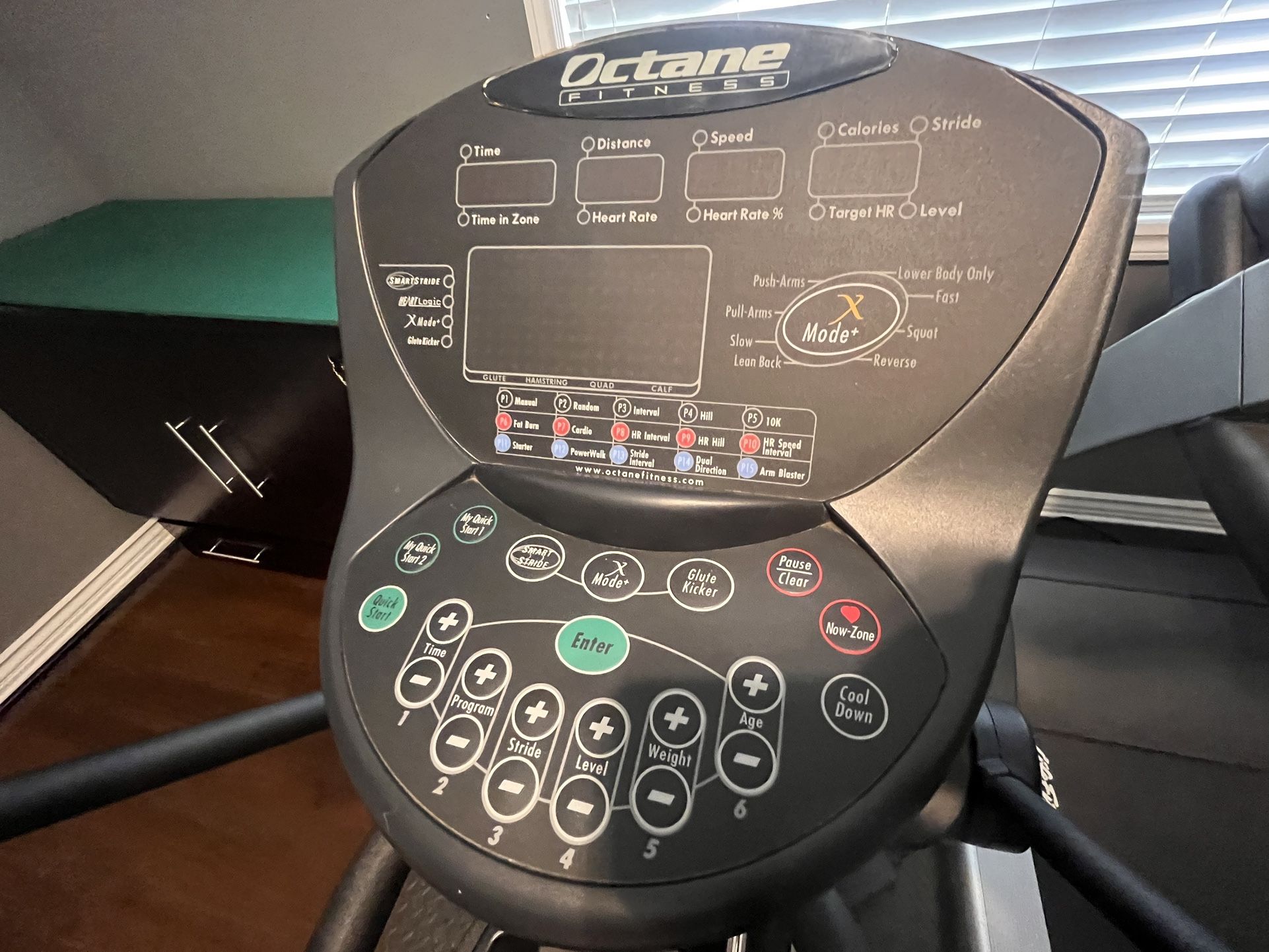 Octane Q45 Elliptical—— Excellent Condition!!! HALF PRICE THRU 12/3!!!