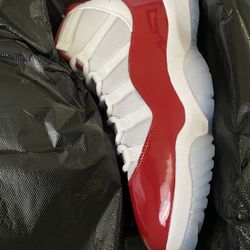 Jordan 11 Cherry