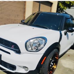 Best Value Auto Body. Repair And Paint