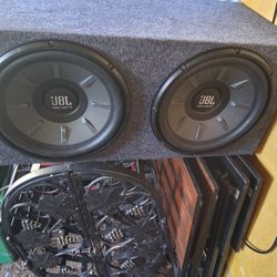 Car Sound System 15-inch Speaker and Amplifier