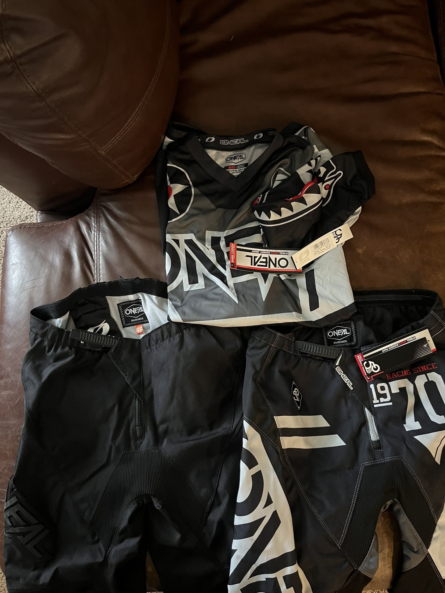 O’Neil Men’s Large Gear Set