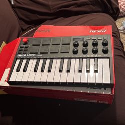 AKAI MPK mini