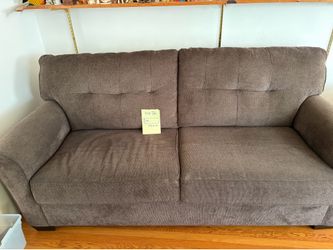 free couches!!!!