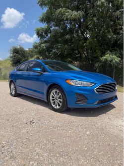2020 Ford Fusión SE
