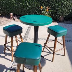 Bar Tables and Chairs