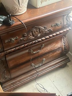 Dresser