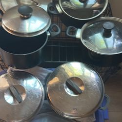 Cooking Pots Different Sizes  big size $10 small  sizes $5