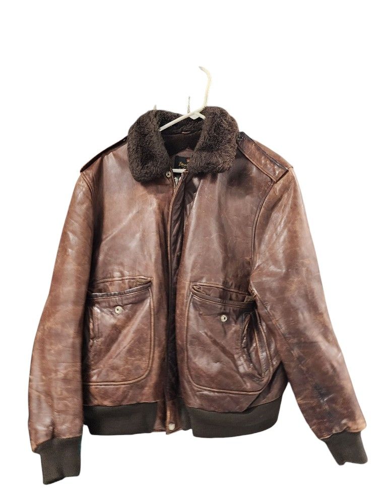 Men's Vintage Brown Leather Bomber Jacket