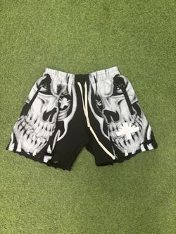 Vertabrae Skull Storm Distressed Shorts Black