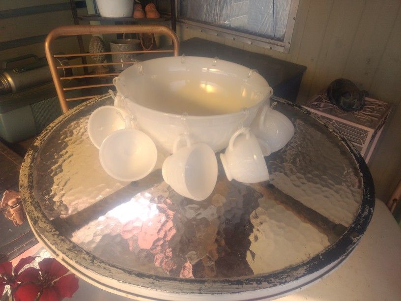 Milk Glass Punch Bowl 9 Cups