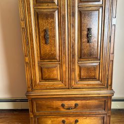 armoire wardrobe - Antique Piece 