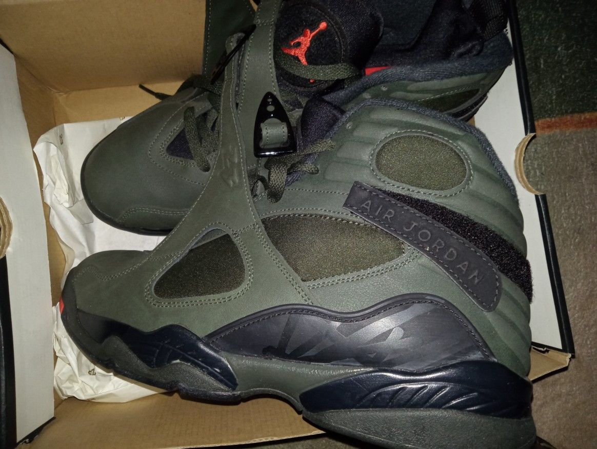 Brand New Open Box Jordan 8 Olive Green Size 11
