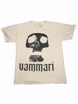 Y2K Vintage Vammari Vampire Dead Skull Tan Unisex Grunge Emo Streetwear T shirt - Size Medium    Measurements:  Pit to pit - 20in  Length - 27in  Used