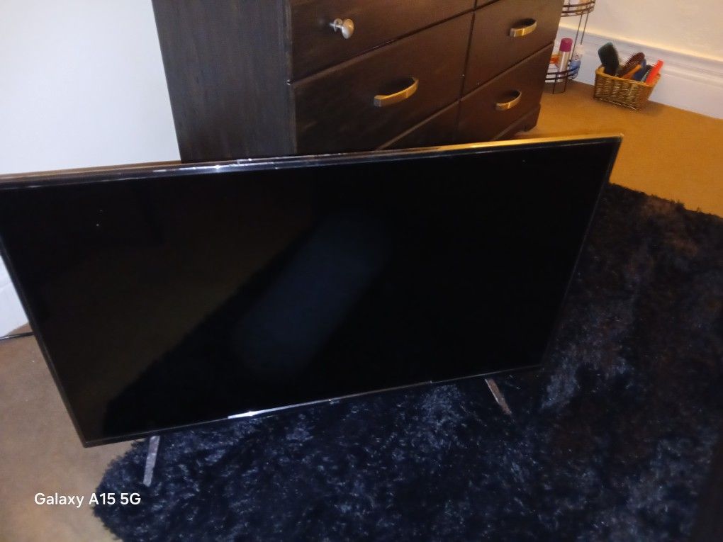 LG SMART TV 44