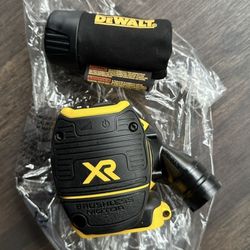 Dewalt 20V MAX XR Cordless Brushless 5 in. Random Orbital Sander (Tool Only) Price is firm $100