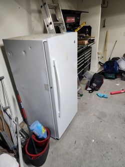 GE chest freezer