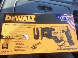 Dewalt 20v max sawzall