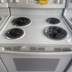 USED GE ELECTRIC STOVE 