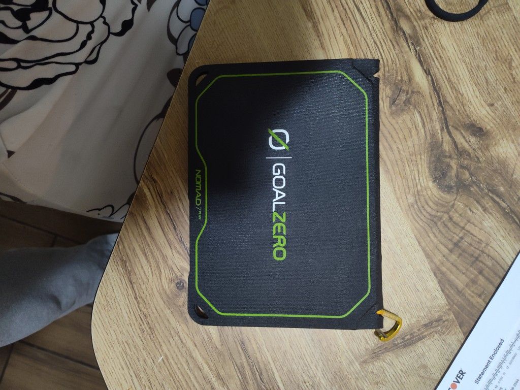 NOMAD 7 GOAL ZERO SOLAR PANEL CHARGER