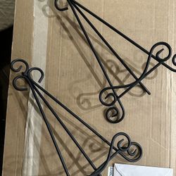 15” Black metal Table Easel (2)