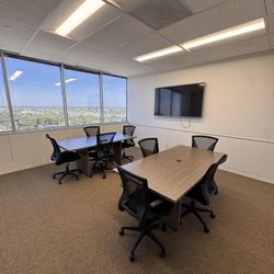 Office Desk And Chairs 