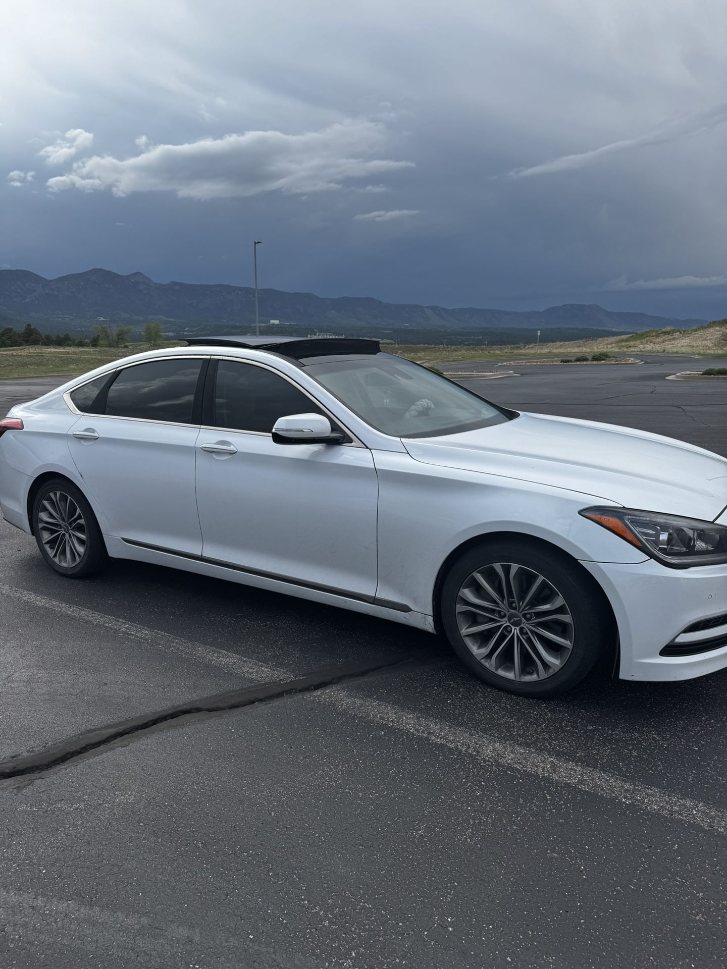 2015 Hyundai Genesis