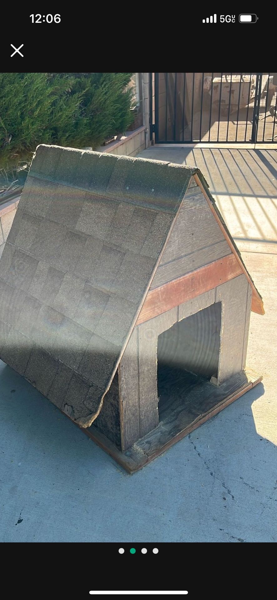 Medium Dog House FREE