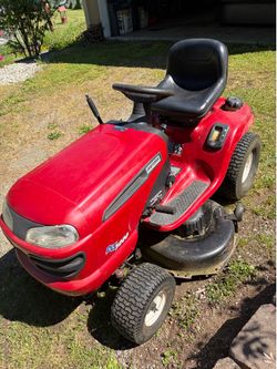 Craftsman riding lawnmower , DLT 5000