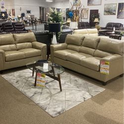 Italian Leather 🔥 Wow Sofa And Loveseat 