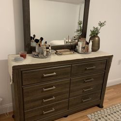 Ashley Queen Bedroom Set - Like New WHOLE SET