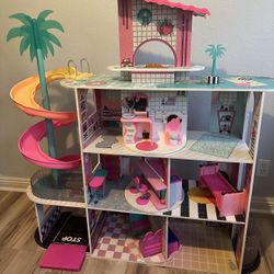 L.O.L Surprise Dollhouse