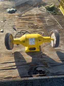 C.M.T Bench Buffer Polisher
