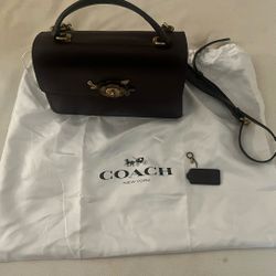 Vintage Coach shoulder bag 