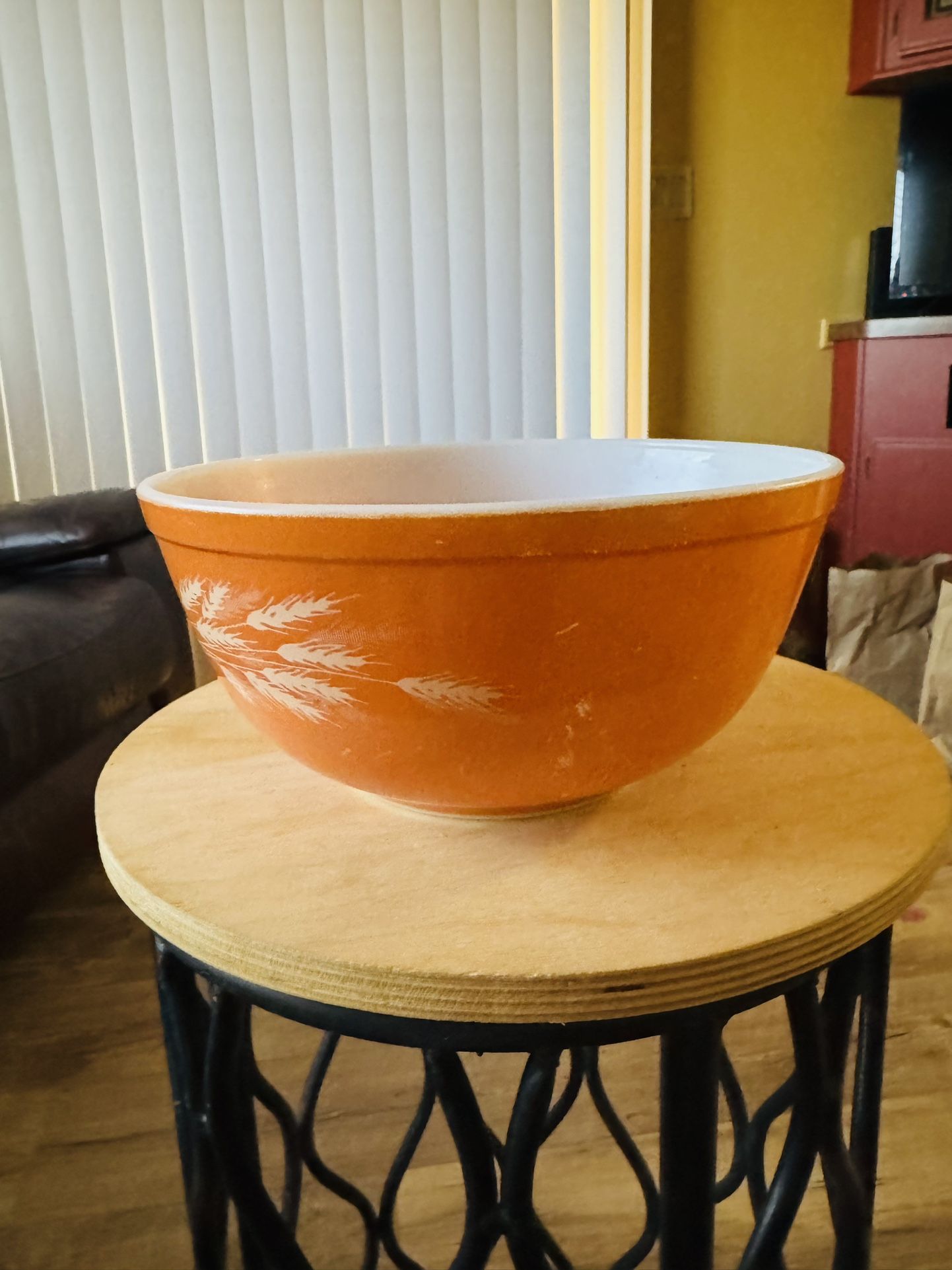 Vintage Pyrex Mixing Bowl 