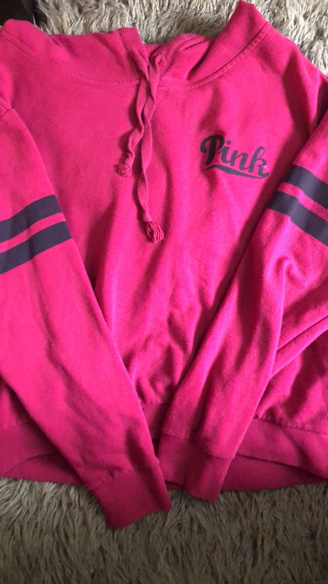 *Going to Goodwill* PINK VS Hoodie