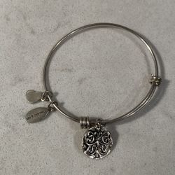 Butterfly “believe” 925 Silver Bracelet