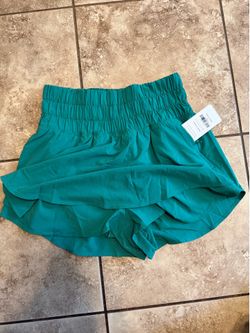 New with tags women’s skirt/short small