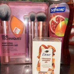 Bundle $20 😇 Modesto aiport 