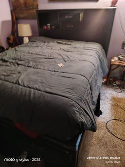 California King Bed and Frame with bottom Drawers
