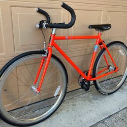 FUJI Special Edition Road Bike LIKE NEW
