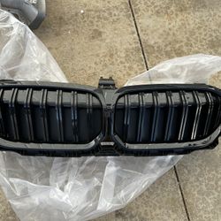 Grille air shutter for 2024 bmw G20 OEM