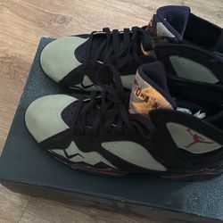 Air Jordan’s 7s Black Olive 9.5 Men’s 