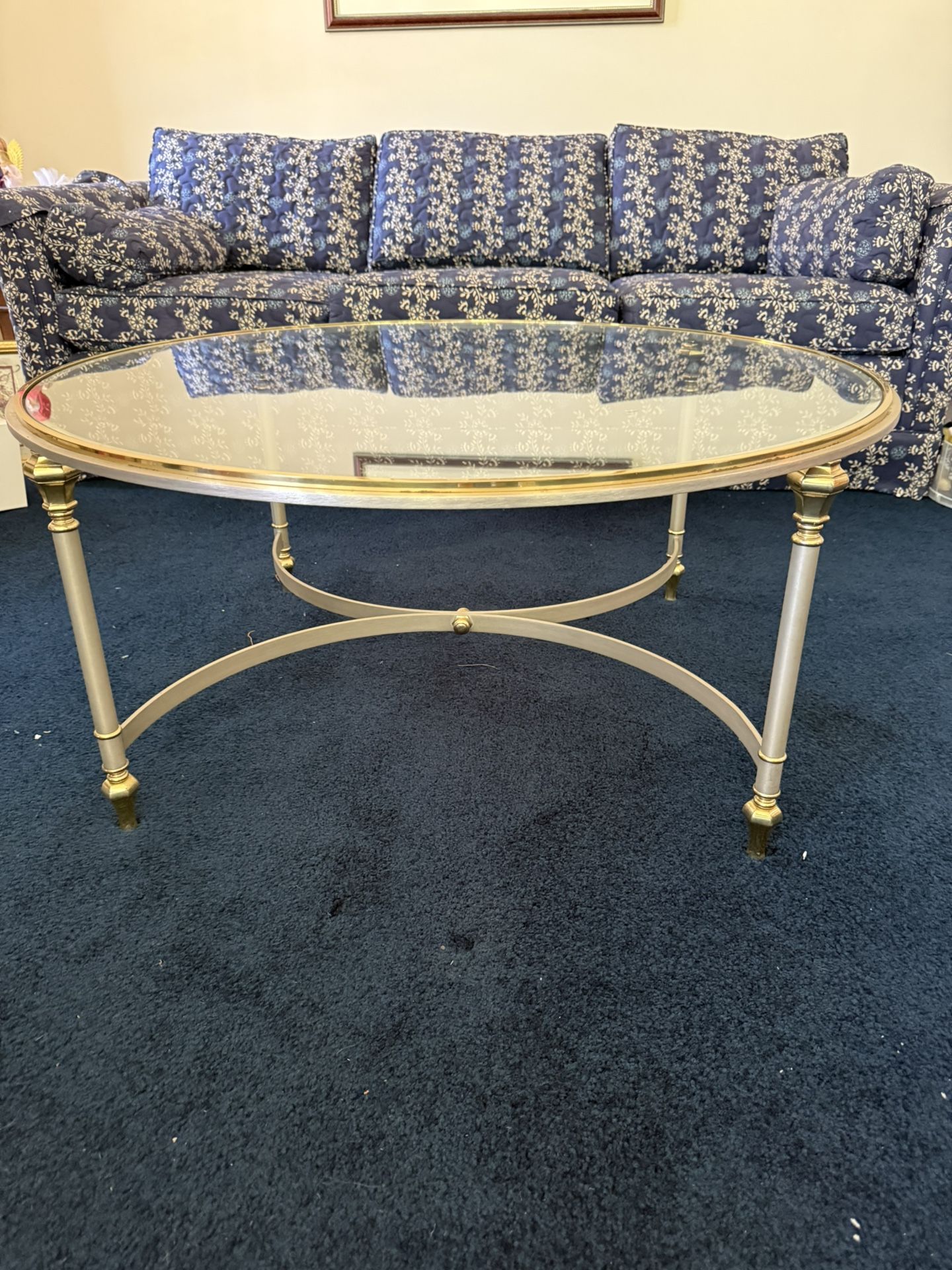 Coffee Table | Round | Metal Base & Glass Top