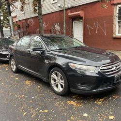 2015 Ford Taurus